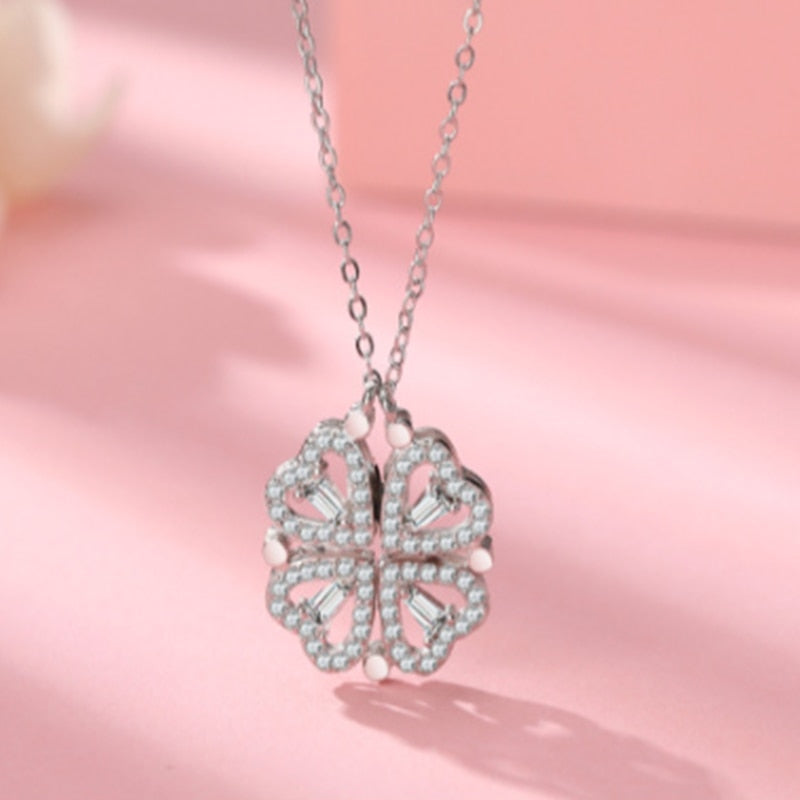 Colar Feminino da sorte de Trevo e 4 Corações Ótimo pra você ou pra dar de presente presente
