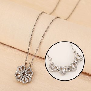 Colar Feminino da sorte de Trevo e 4 Corações Ótimo pra você ou pra dar de presente presente